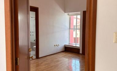 CASA EN RENTA A 5 MINUTOS DE LA UDLAP