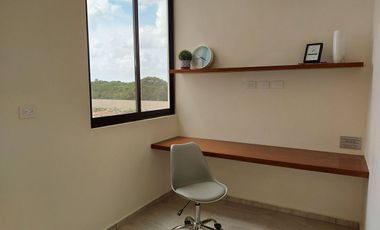 Venta Casa en Conkal en privada con recámara en PB, al norte de Merida