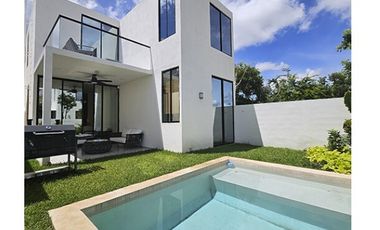 Venta Casa en Conkal en privada con recámara en PB, al norte de Merida