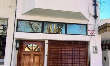 Dúplex en alquiler - 3 Dormitorios 2 Baños - La Plata