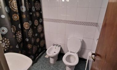 Dúplex en alquiler - 3 Dormitorios 2 Baños - La Plata