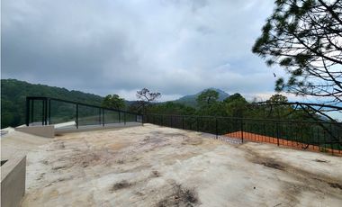 CASA EN RENTA EN AVNDARO VALLE DE BRAVO