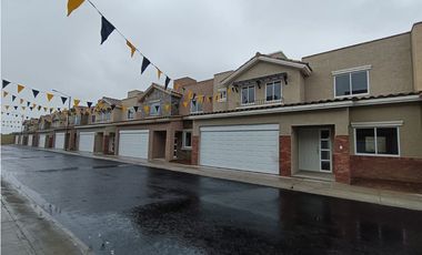 CASA EN VENTA SOBRE BOULEVARD SANTA CATARINA, PACHUCA HGO