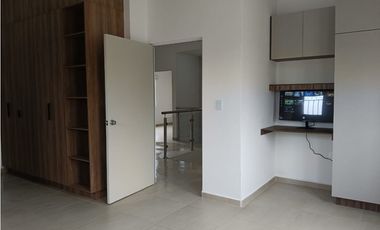 CASA EN VENTA SOBRE BOULEVARD SANTA CATARINA, PACHUCA HGO