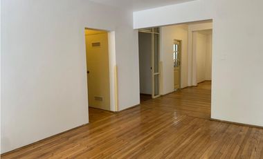 12 De Octubre, Hermoso Departamento en Renta, 150m2