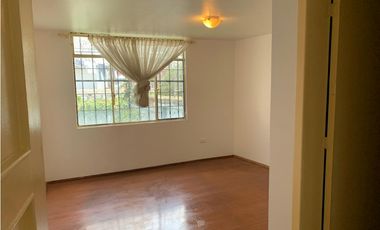 12 De Octubre, Hermoso Departamento en Renta, 150m2