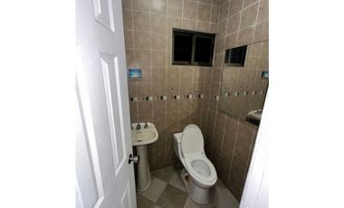 VENDO CASA CON.PISCINA TERRONAL en OFERTA