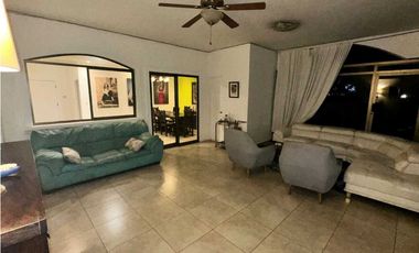 VENDO CASA CON.PISCINA TERRONAL en OFERTA