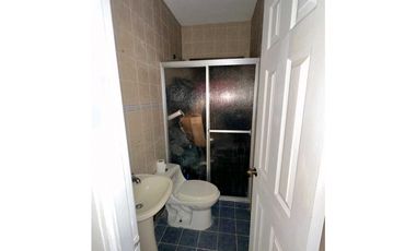 VENDO CASA CON.PISCINA TERRONAL en OFERTA