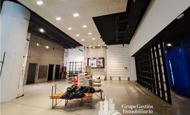 ALQUILER LOCAL EN ALBROOK MALL DE 123M2 Y 140 MLD