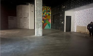 ALQUILER LOCAL EN ALBROOK MALL DE 123M2 Y 140 MLD