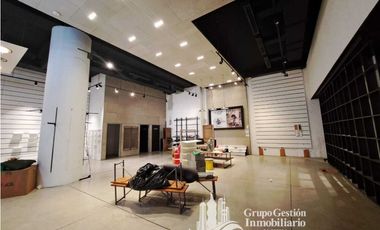 ALQUILER LOCAL EN ALBROOK MALL DE 123M2 Y 140 MLD