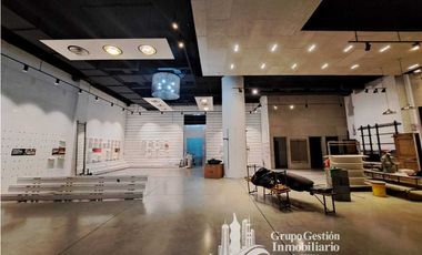 ALQUILER LOCAL EN ALBROOK MALL DE 123M2 Y 140 MLD