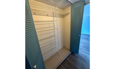 Hemoso Apartamento En Venta En Marbella | PH Marplaza