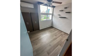 Hemoso Apartamento En Venta En Marbella | PH Marplaza