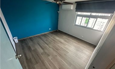 Hemoso Apartamento En Venta En Marbella | PH Marplaza