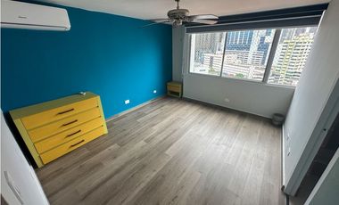 Hemoso Apartamento En Venta En Marbella | PH Marplaza