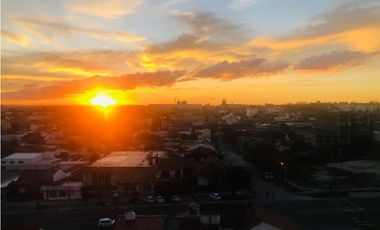 VENTA HERMOSO Y AMPLIO 3 AMBIENTES AMPLIOS CON VISTAS PANORAMICAS