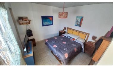 VENTA EN BLOCK DE CASA Y DEPARTAMENTO ZONA MUNDIALISTA