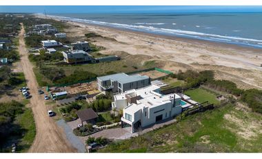 CASA EN VENTA EN COSTA ESMERALDA - MARITIMO II 113