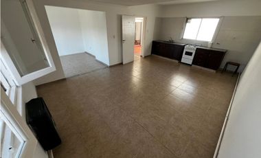 VENTA PH 4 AMBIENTES CON QUINCHO Y TERRAZA