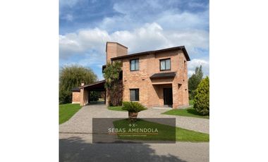 VENTA CASA EN BARRIO CERRADO LA CONCEPCION