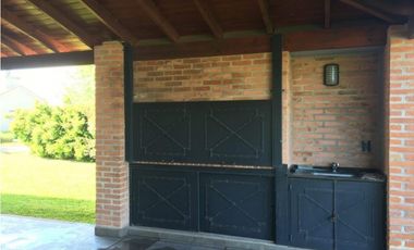 VENTA CASA EN BARRIO CERRADO LA CONCEPCION