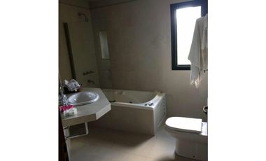 VENTA CASA EN BARRIO CERRADO LA CONCEPCION