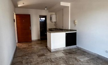 Monoambiente en alquiler en Moron Sur