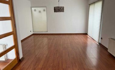 Casa en arriendo en VITACURA