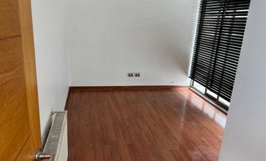 Casa en arriendo en VITACURA