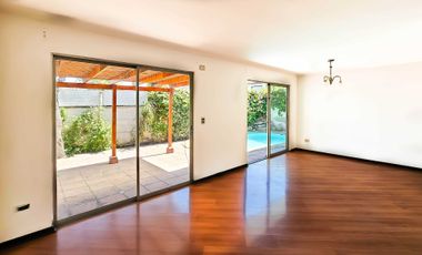 Casa en arriendo en LA REINA