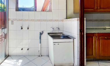 Casa en arriendo en LA REINA