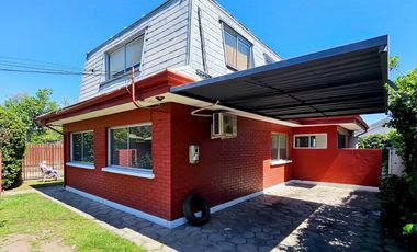 Casa en arriendo en LA REINA