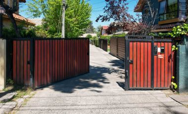 Casa en arriendo en LA REINA