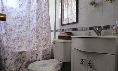 Casa en Venta en Vende Hermosa Casa 2D 1B 1E Abilio Medina, Buin