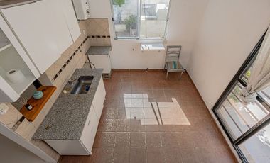 Venta PH 4 amb frente cochera patio Villa Balleste