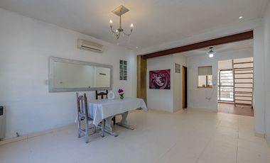 Venta PH 4 amb frente cochera patio Villa Balleste