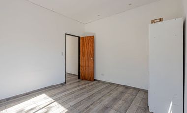 Venta PH 4 amb frente cochera patio Villa Balleste