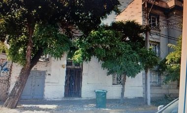 Local Comercial en Venta en ELIEDORO YAÑEZ