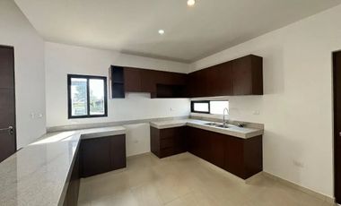 Casa en Venta Conkal. Camelia Lote 66