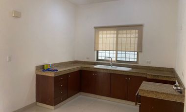 En Venta, Casa de 4 recámaras, 2 en P.B., Fracc. del Norte en Mérida, Yucatán