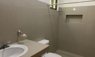 En Venta, Casa de 4 recámaras, 2 en P.B., Fracc. del Norte en Mérida, Yucatán