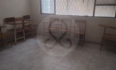 Casa uso de suelo en renta en Residencial Acoxpa