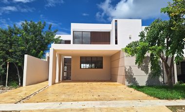 Casa en venta Mérida Yucatán, Privada Parque Natura Cholul