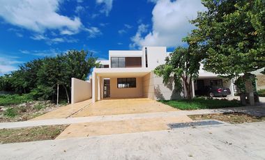 Casa en venta Mérida Yucatán, Privada Parque Natura Cholul