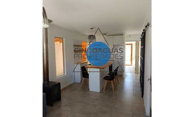 Moderna y luminosa casa en Catapilco