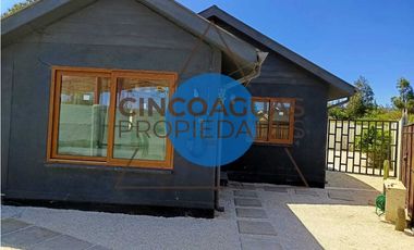 Moderna y luminosa casa en Catapilco