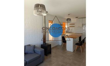 Moderna y luminosa casa en Catapilco