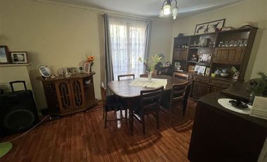 Casa en Venta en Víctor Domingo Silva / luis Vañenzuela